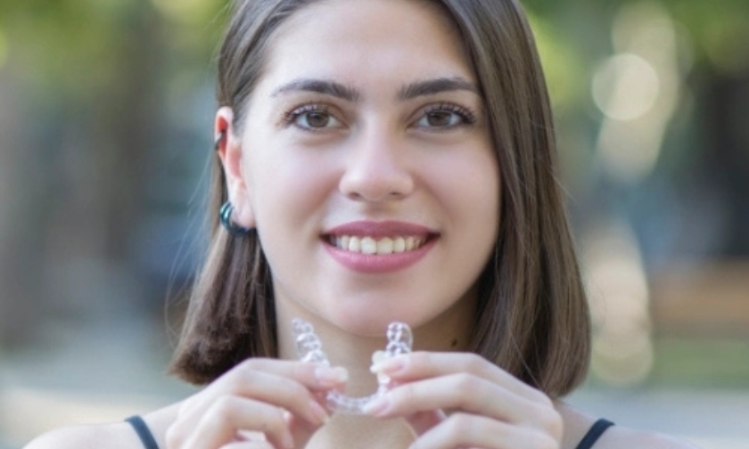 What Are the Best Daily Habits That Ensure Invisalign Success?